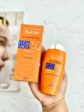 ضد آفتاب اون Avene